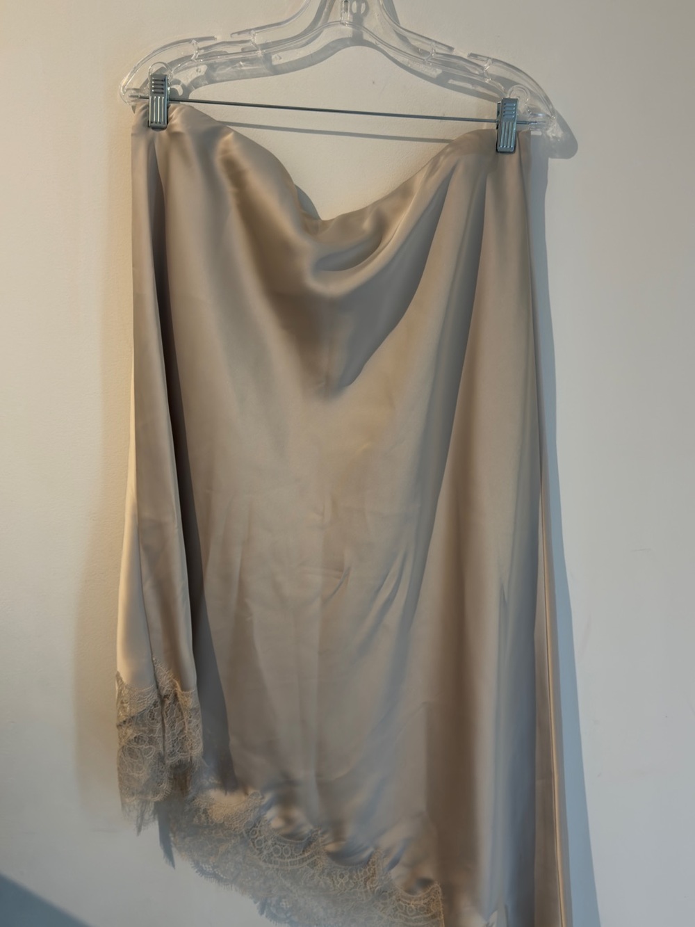 Zara Asymmetrical Cream Lace-Hem Satin Skirt - Picture 3 of 4